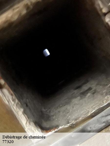 Débistrage de cheminée leudon-en-brie-77320 Lobry Ramonage